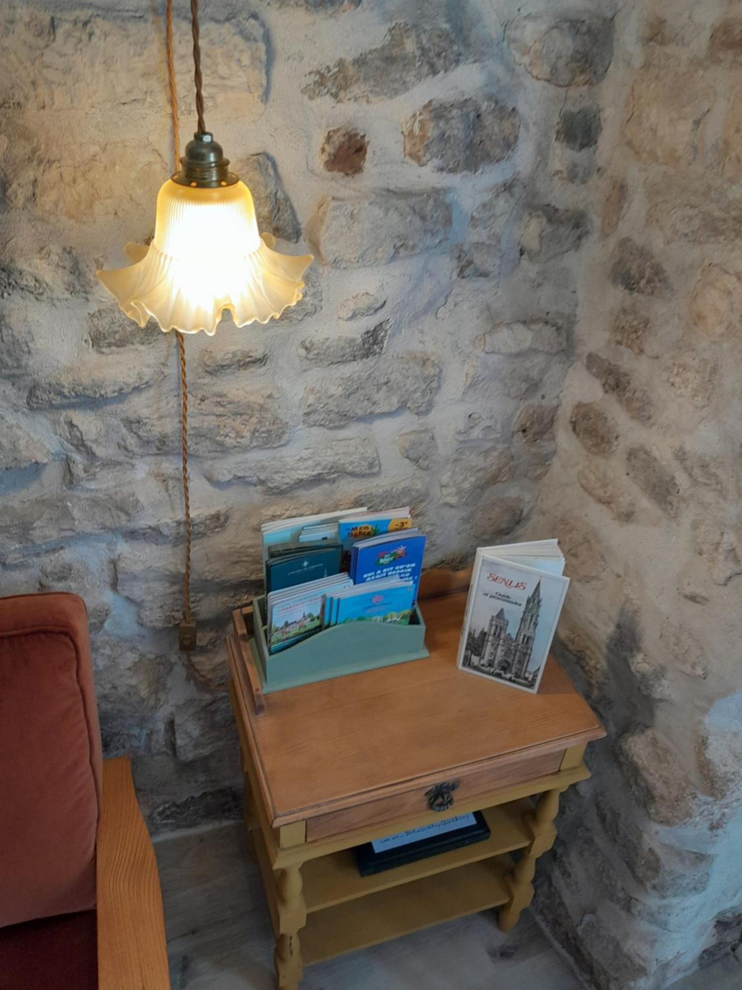 Gite La Folie De Seraphine Senlis  Luaran gambar