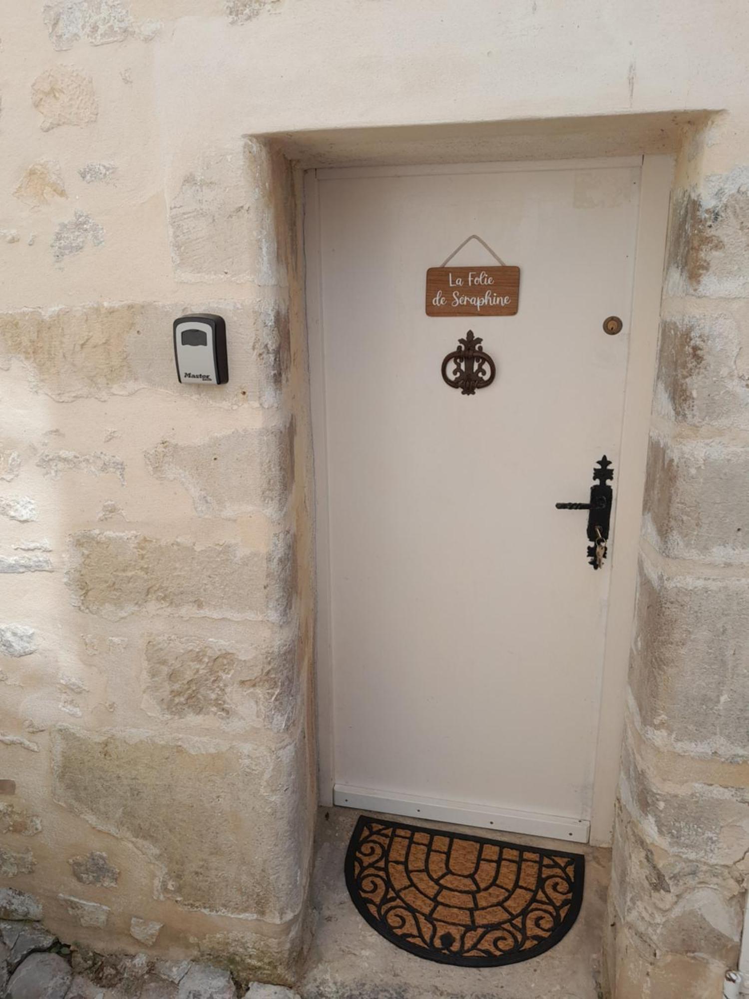 Gite La Folie De Seraphine Senlis  Luaran gambar
